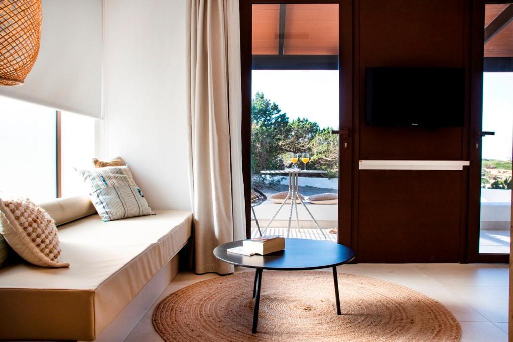 Gaviota - Emar Hotels Adults Only Es Calo  Exterior photo